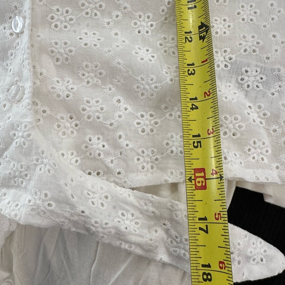 NWT Urban Outfitters White Tie Front Eyelet Crop Bolo Jacket Top medium - Picture 7 of 9